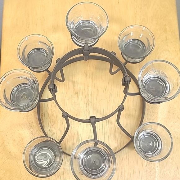 Metal multi teired adjustable candle holder - Picture 2 of 4